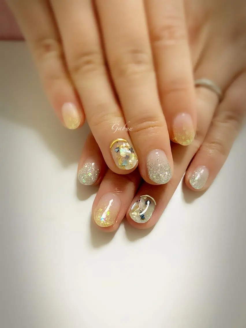 ショート LOTUS ネイルサロンのネイルデザイン