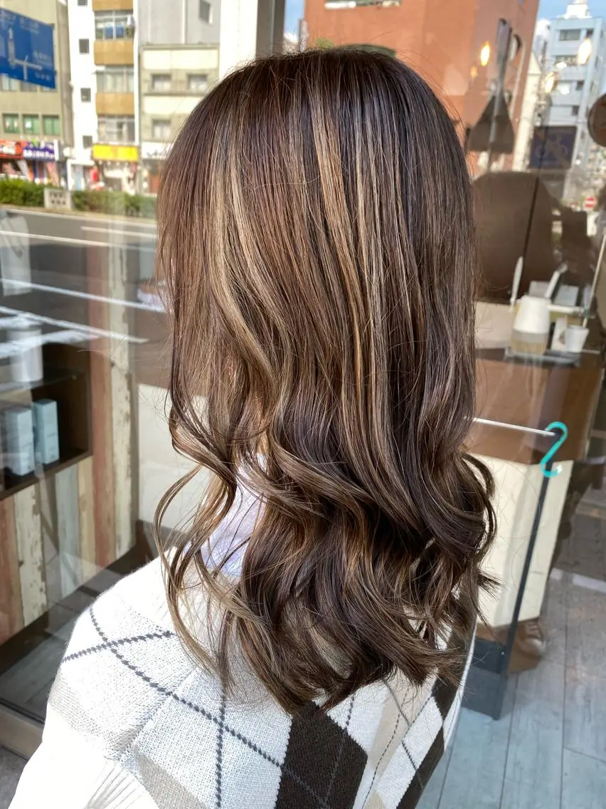 ロング カラー ハイライトカラー ハイライト カット ヘアカラー トリートメント 日比 貴大/ minim hairのヘアスタイル