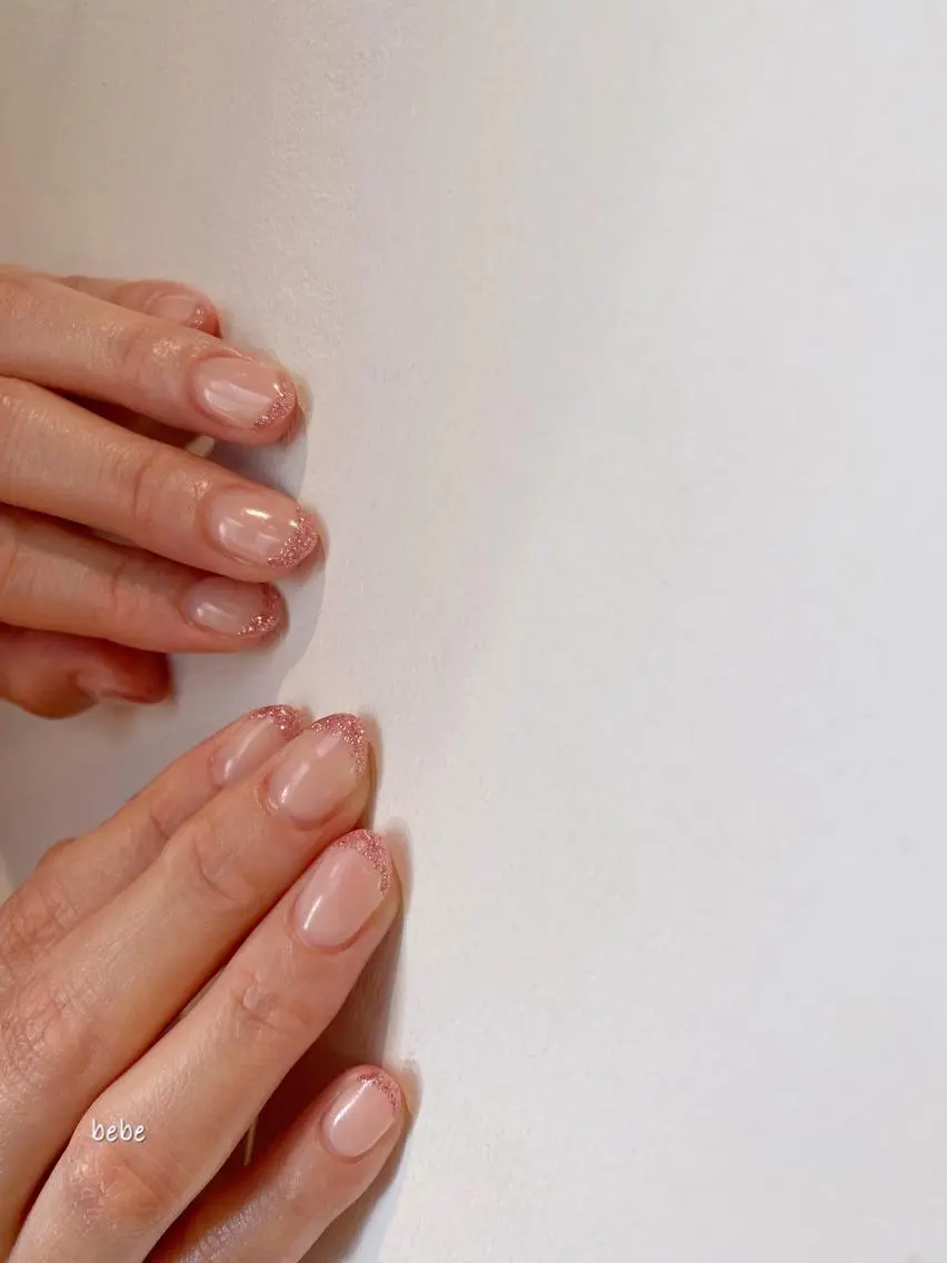 ネイル フレンチネイル ラメ(グリッター) Ann nailのネイルデザイン