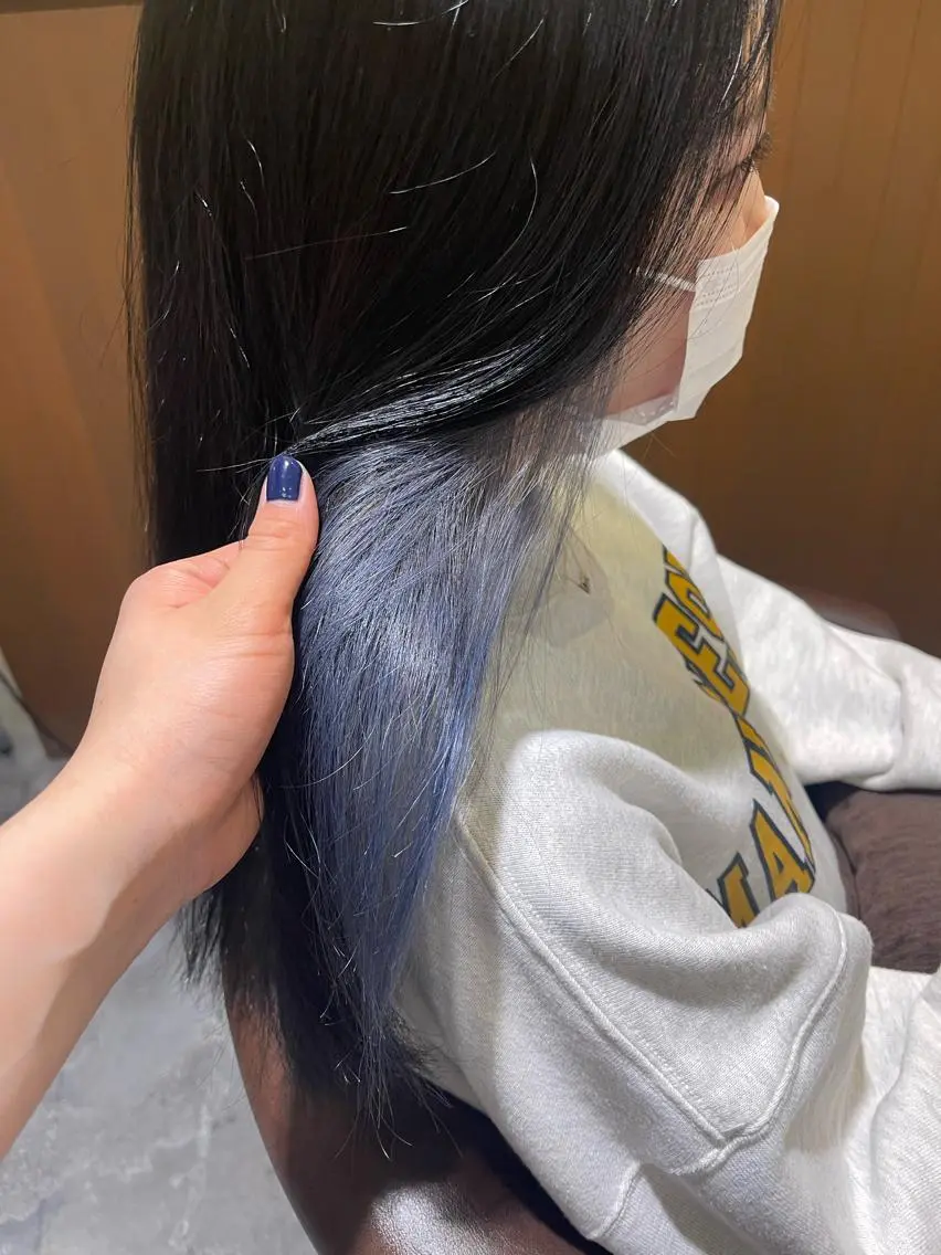ロング カラー ブリーチ インナーカラー 顔周りカット 池袋 🌼nana🌼のヘアスタイル