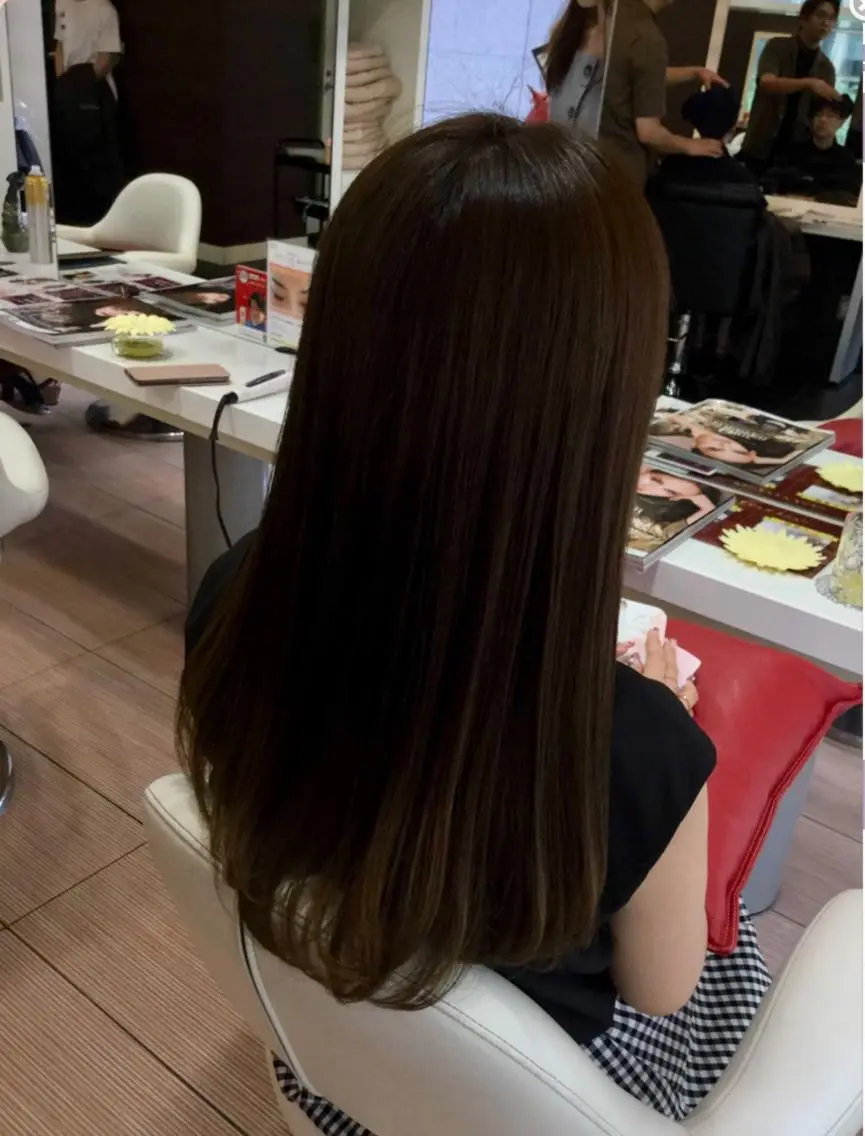 ロング カラー ヘアカラー トリートメント 貴方に似合うを見つけ ます🌱市川リョウカのヘアスタイル