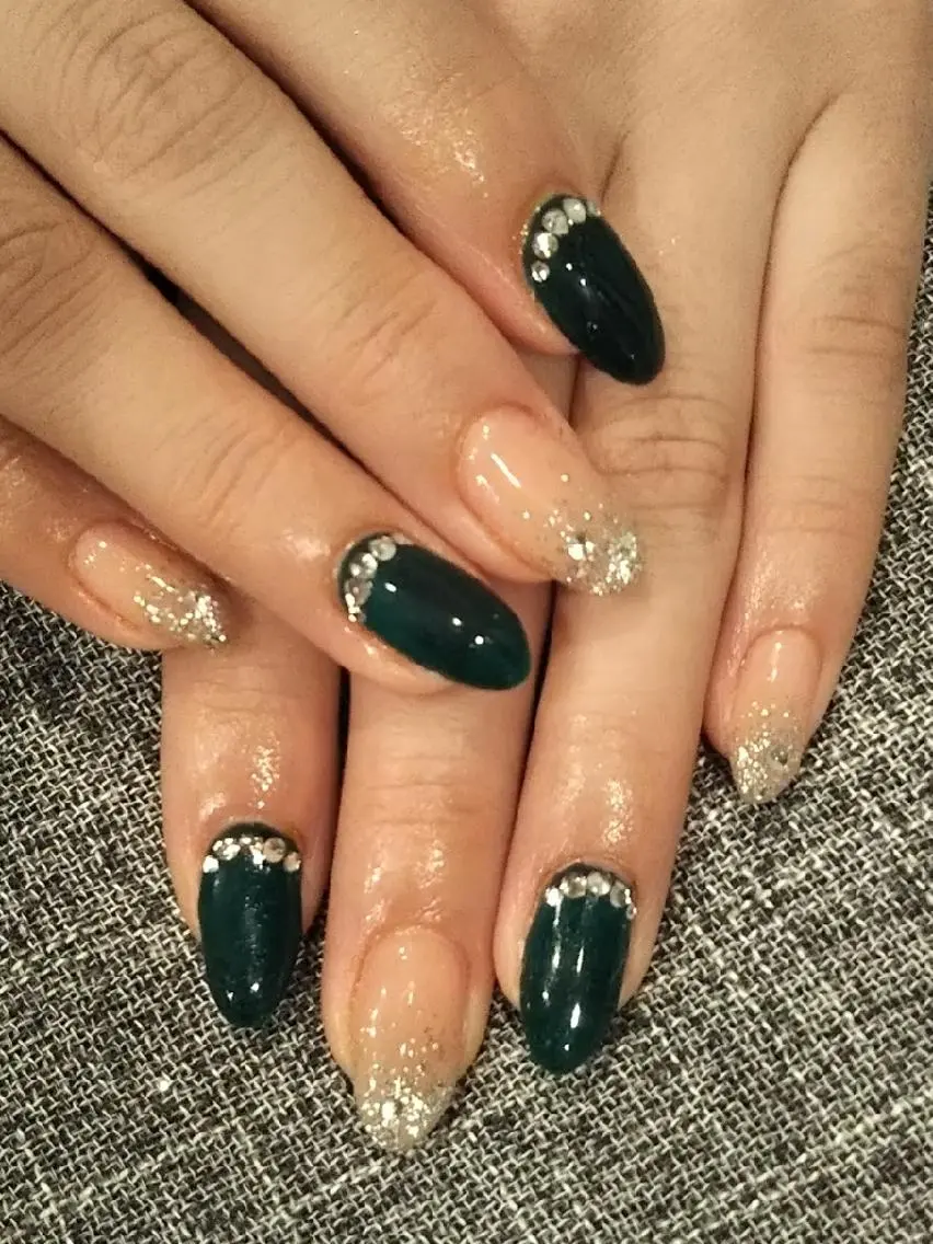 ネイル キラキラネイル ハンドネイル private salon mieのネイルデザイン