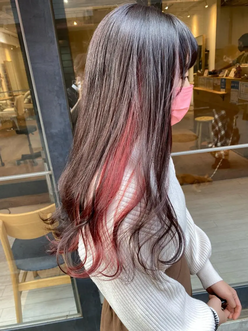 ロング カラー ピンクカラー ヘアカラー トリートメント newi 京橋 【yuuki】のヘアスタイル