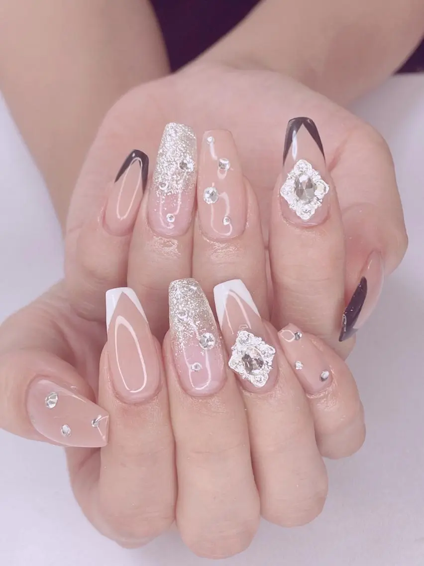 ネイル アニマル柄 アートネイル オーロラネイル 桜ネイル クリアネイル Nail Salon ertiのネイルデザイン