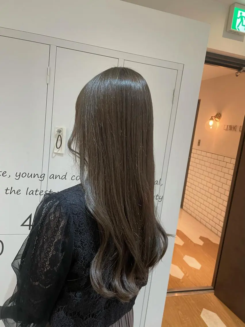ロング カラー ヤマナカ エリカのヘアスタイル