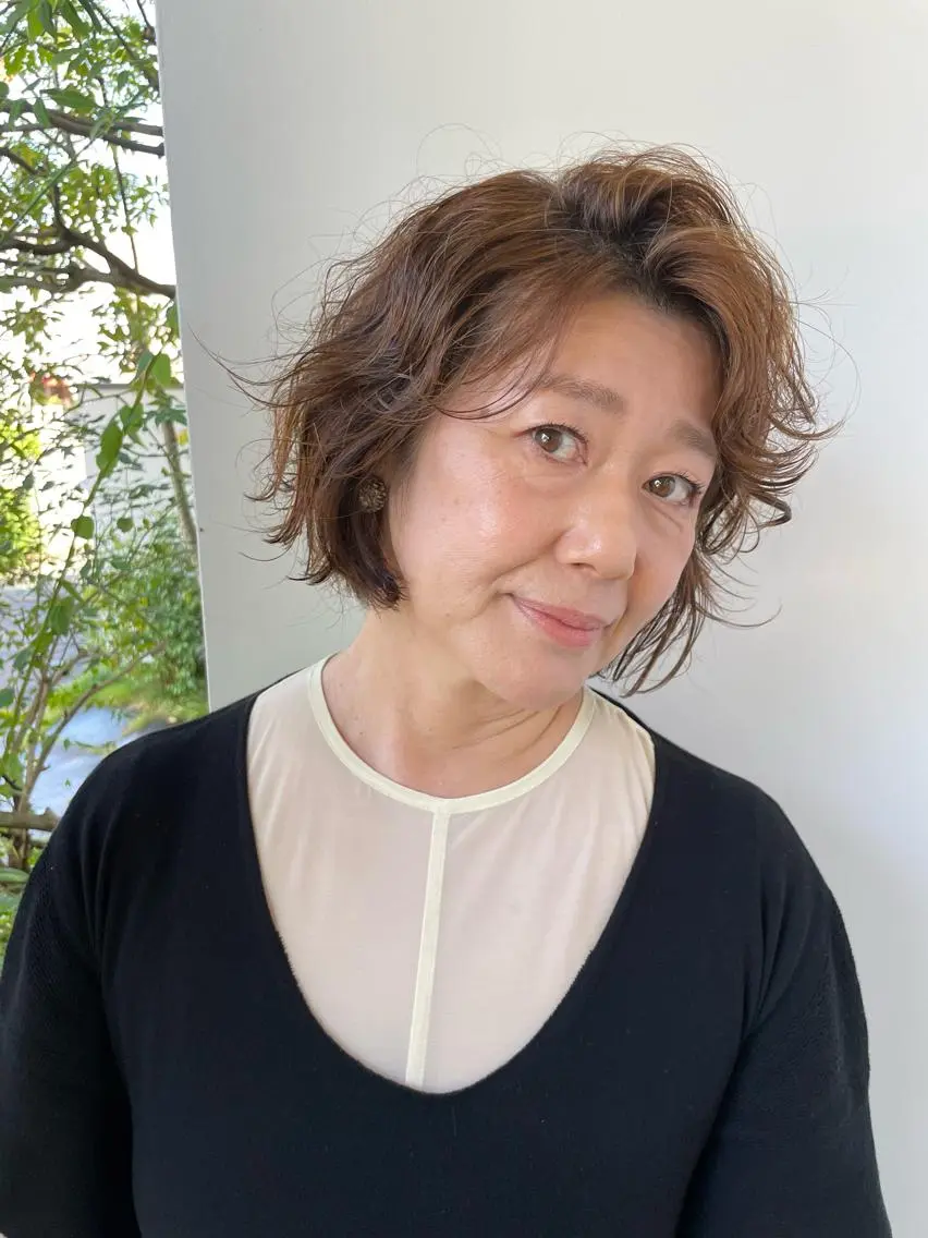 ショート カラー パーマ ボブ 小酒井 智洋のヘアスタイル