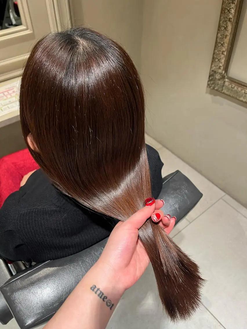 ロング TaNa. 笑南(えみな)のヘアスタイル