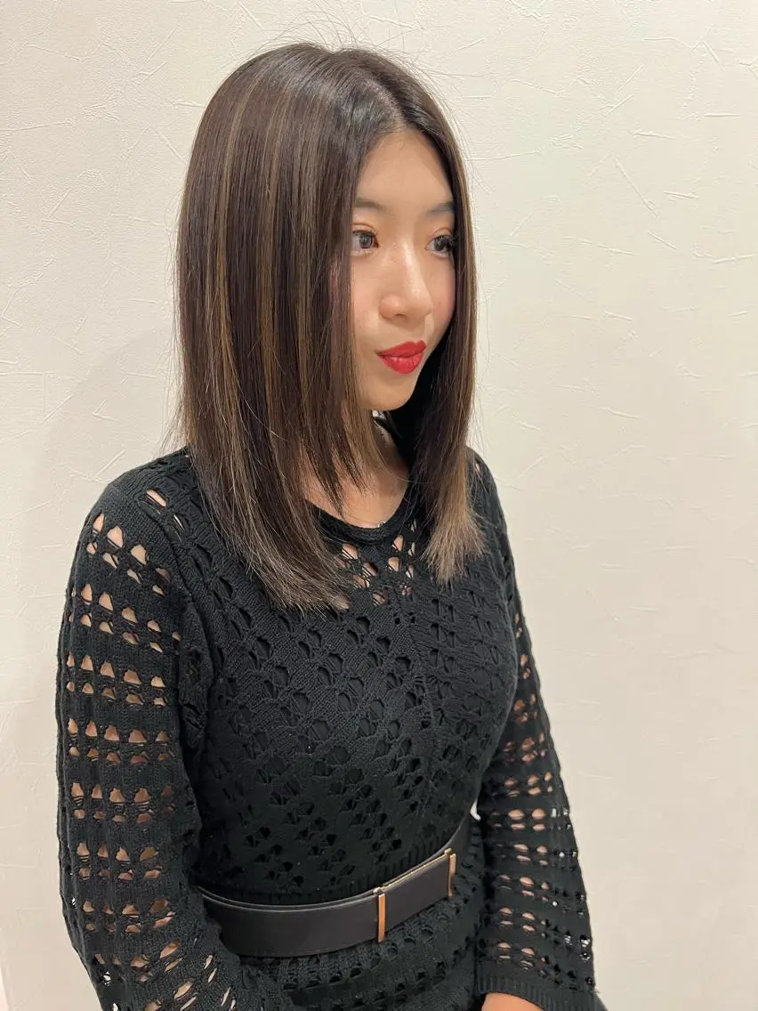 セミロング RINA 【Loem】のヘアスタイル