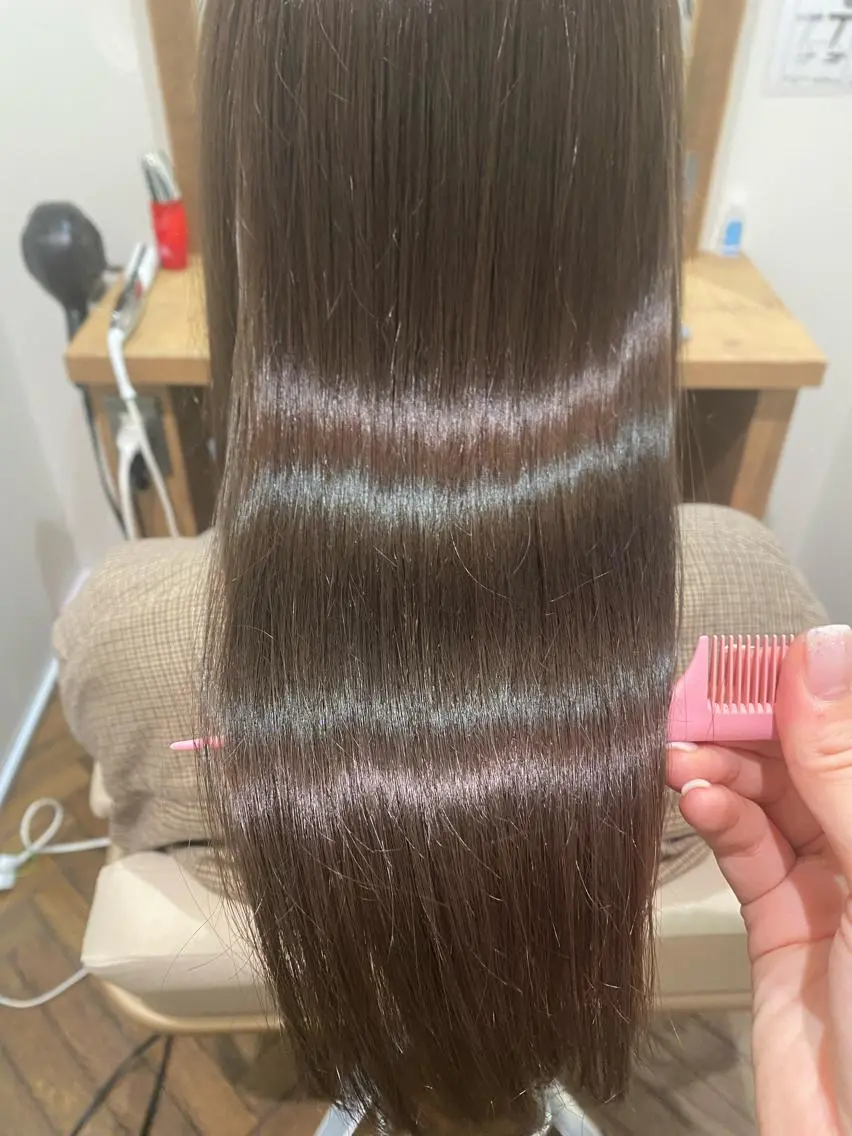 ミディアム Minami .のヘアスタイル