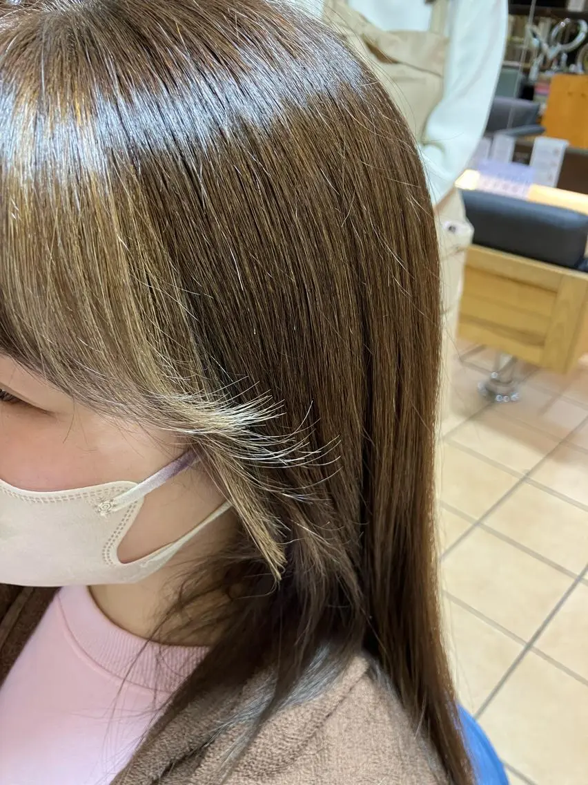 ミディアム カラー ミストバング  フェイスフレーミング 奥谷 美代子のヘアスタイル