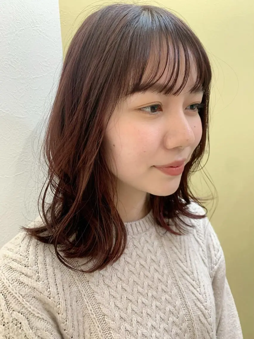 ミディアム カラー ブリーチ ブリーチなしカラー ピンクカラー hubhair レイヤー/透明感のヘアスタイル