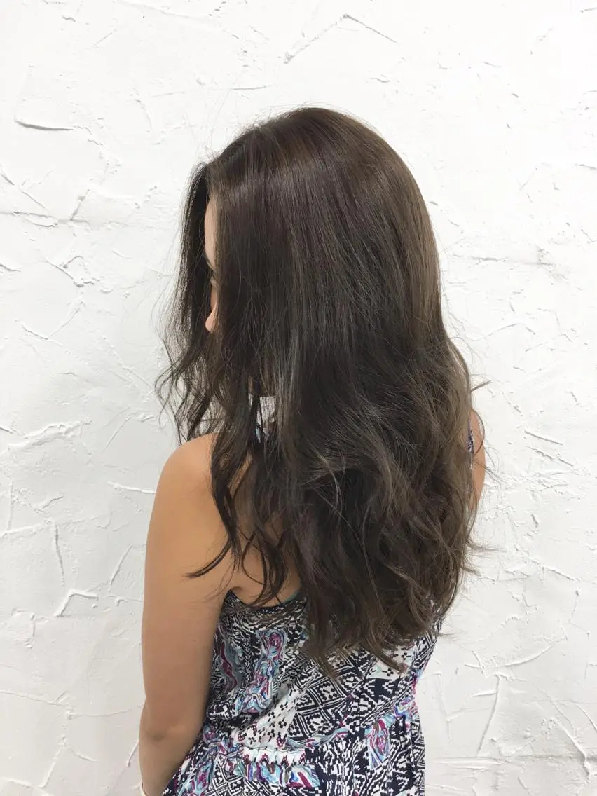ロング カラー イルミナカラー 脱!黒髪 ダブルカラー【上野】のヘアスタイル