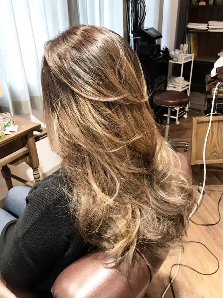 ロング カラー ヘアアレンジ 韓国♡ハイライト ♡YURIのヘアスタイル