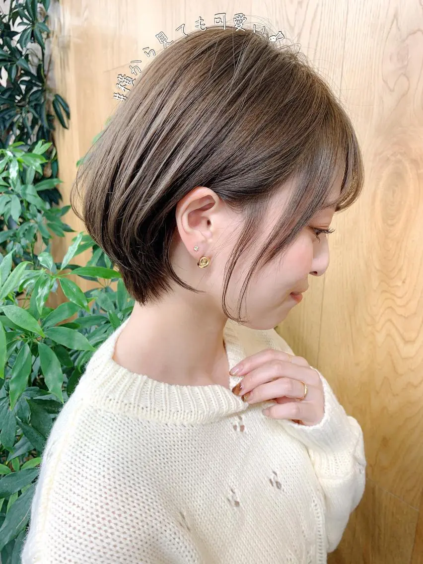 ショート カラー パーマ ヘアアレンジ 丸みショート ショートヘア 大人かわいい💍🤍 ボブ/ショートボブのヘアスタイル