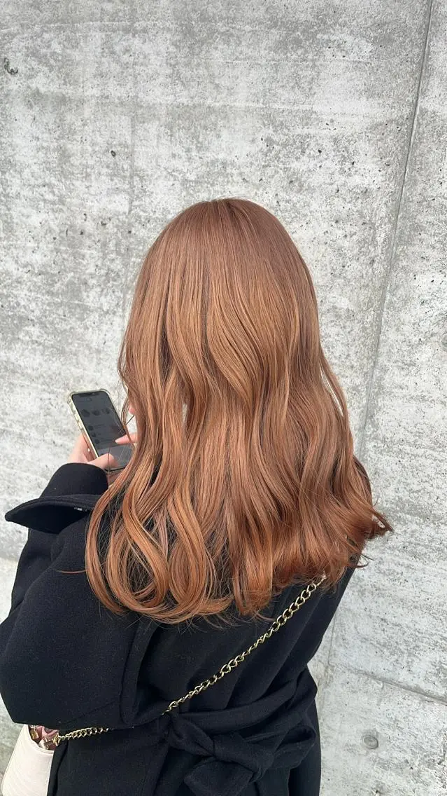 ロング alu yuinaのヘアスタイル