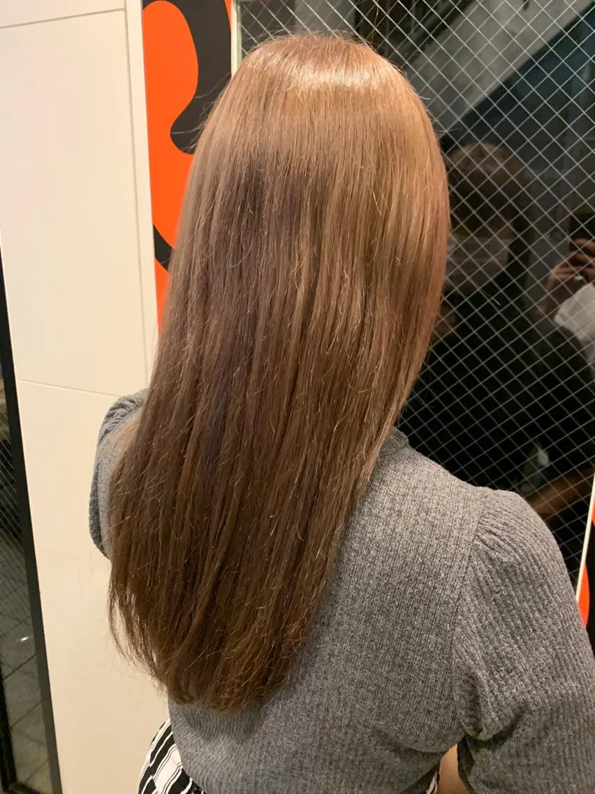 セミロング ❄ブリーチカラー❄ 佐原昌樹のヘアスタイル
