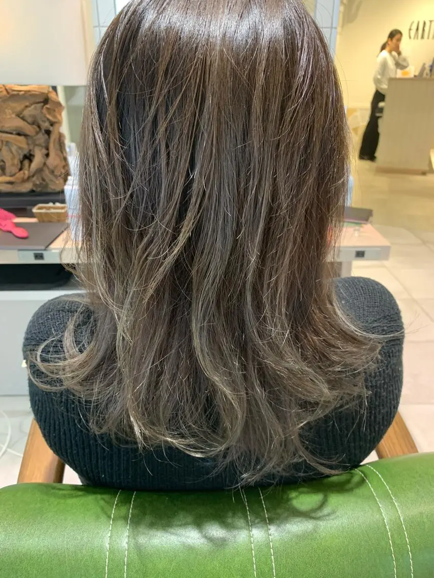 セミロング EARTH 志木店のヘアスタイル
