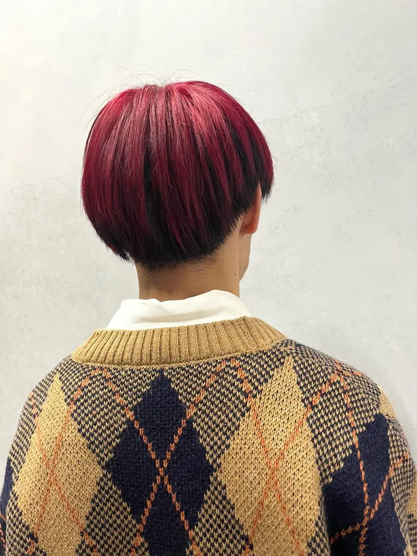 ショート カラー カット ヘアカラー 🎀♥️推しカラー tomoka💜🍭のヘアスタイル