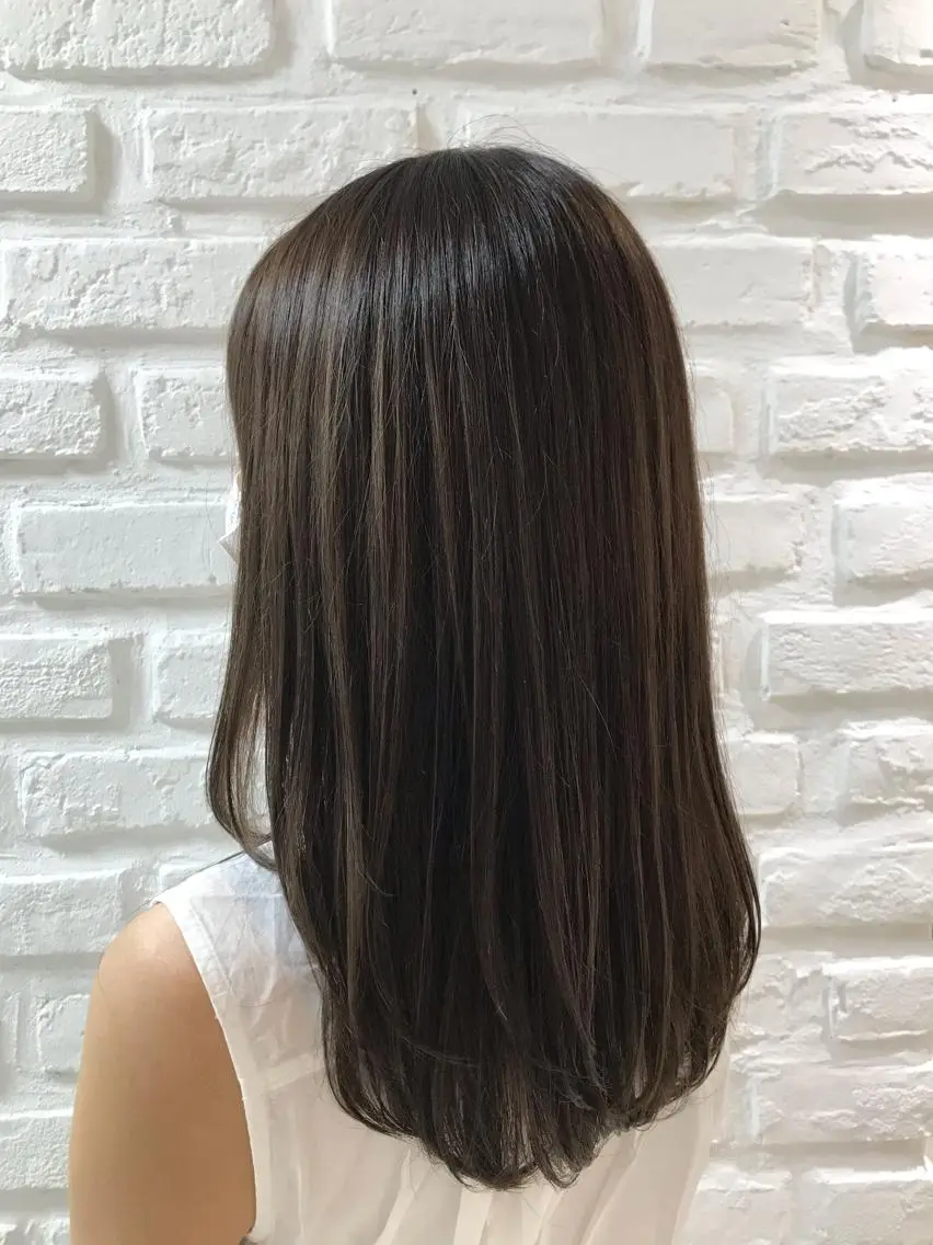 ロング トリートメント 酸熱トリートメント カット ヘアカラー 【暖色カラー特化】 中山由梨のヘアスタイル