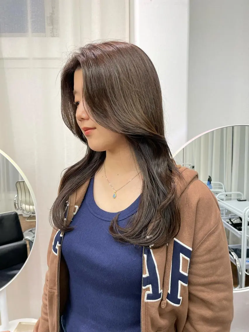 ロング カラー カット ヘアカラー トリートメント レイヤーカット🎀 kanaのヘアスタイル