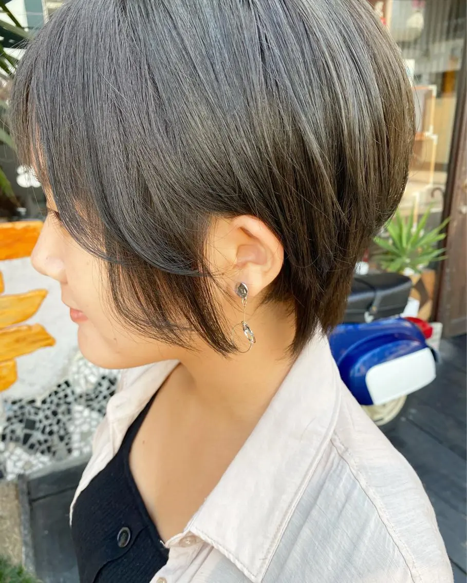 ショート カラー ショートヘア 玉木 育実のヘアスタイル