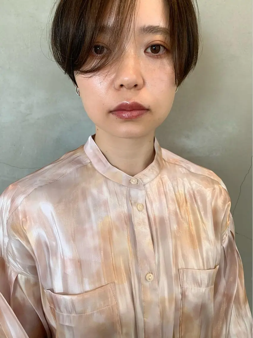 ショート カラー ハンサムショート ブラウンカラー ショートヘア カット 榑松 恵里のヘアスタイル