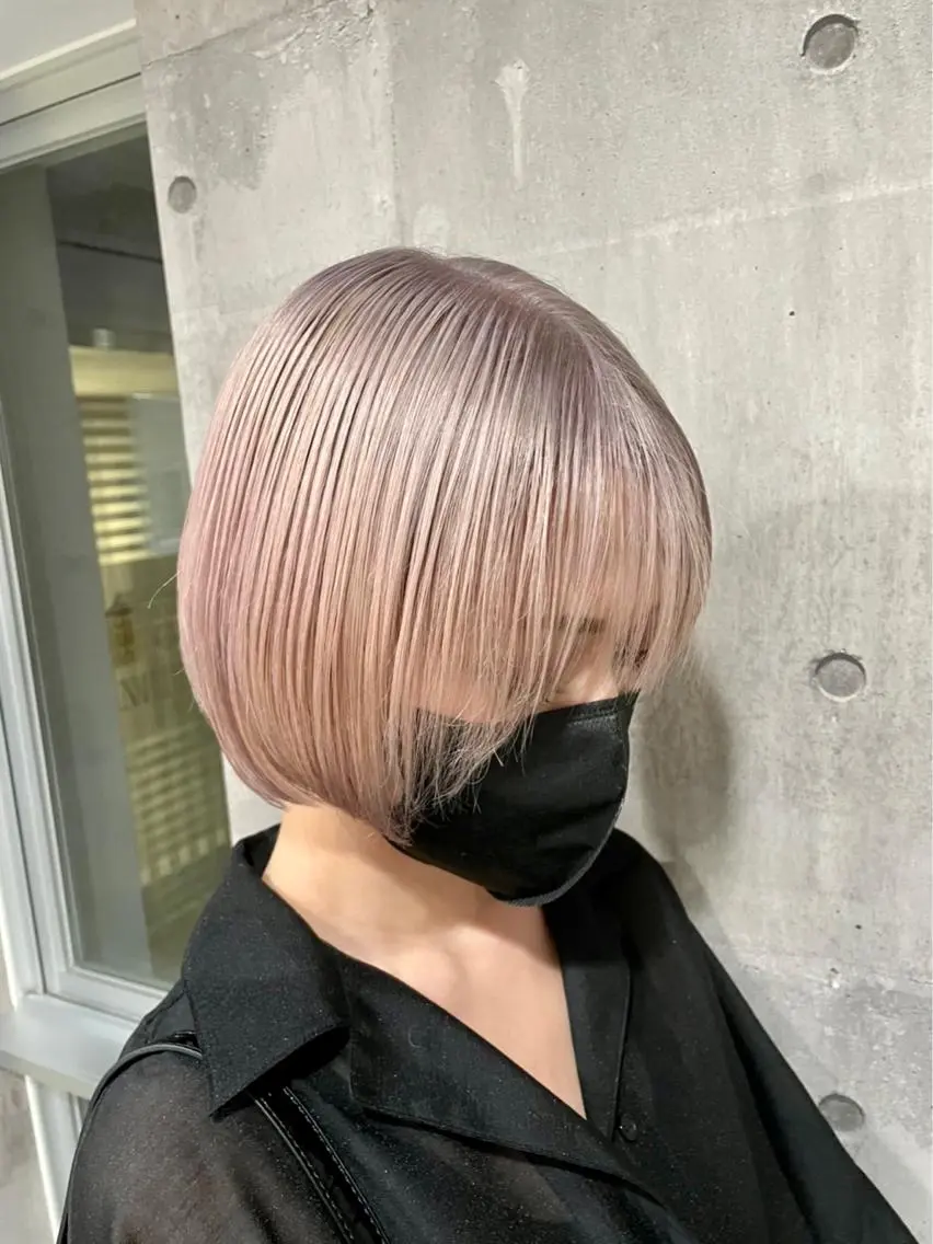 ショート カラー ヘアアレンジ アッシュ アッシュグレー アッシュグレージュ バレイヤージュ ミストバング ヘアカラー トリートメント ヘアセット 柔らかカラー/ 縮毛矯正YUTO🧋のヘアスタイル