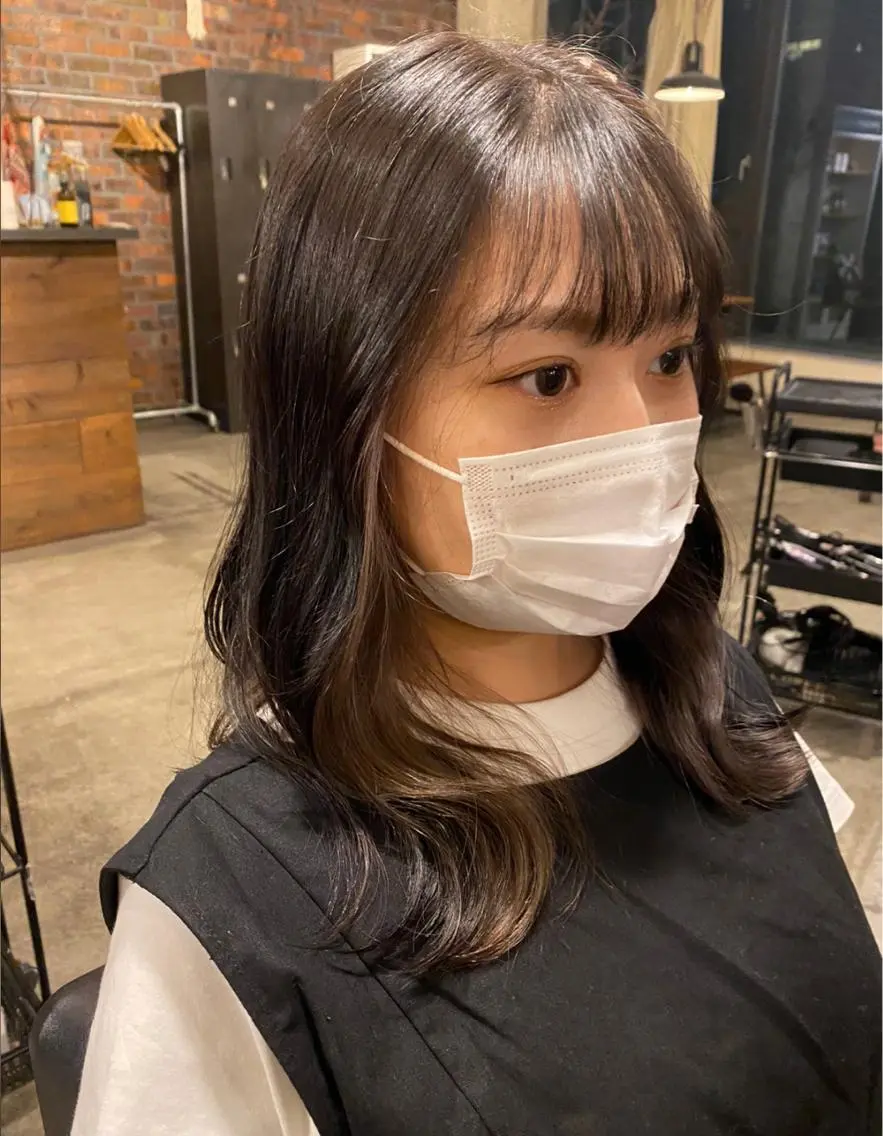 セミロング カラー インナーカラー ヘアカラー the BRIDGE 加藤みのりのヘアスタイル