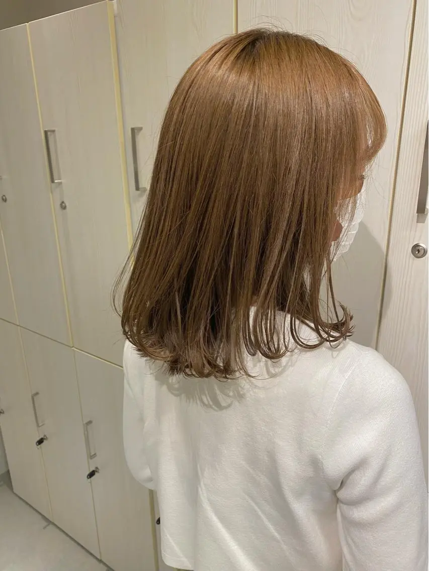 ミディアム カラー ブリーチ ブラウンカラー ミルクティーブラウン ブリーチなしカラー カット ヘアカラー トリートメント ハイトーン×似合わせ 🌱中川慎之介のヘアスタイル