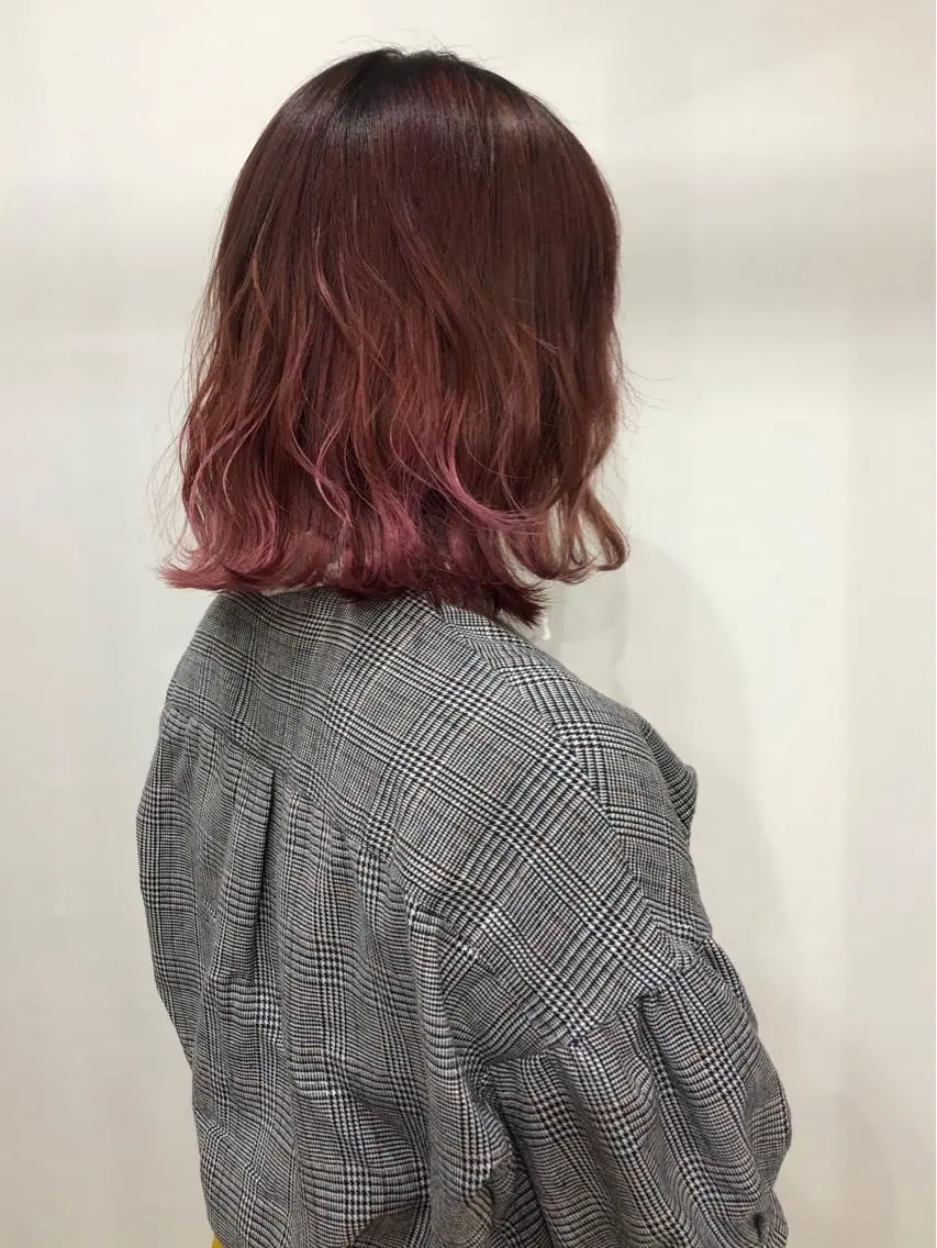 カラー white.梅田 デザインカラー🦄のヘアスタイル