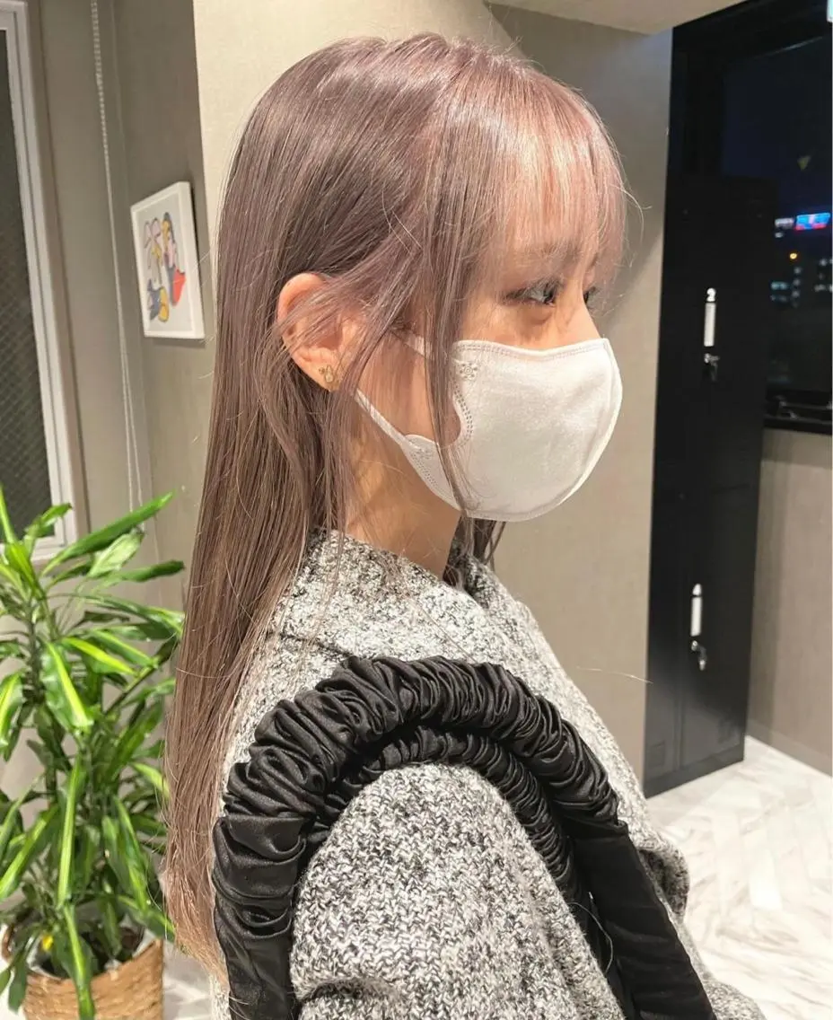 ロング カラー さと ちはるのヘアスタイル