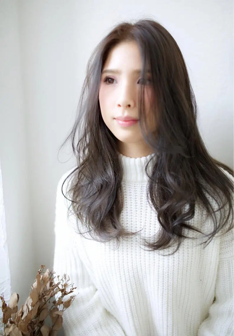 ロング カラー fio マナミのヘアスタイル