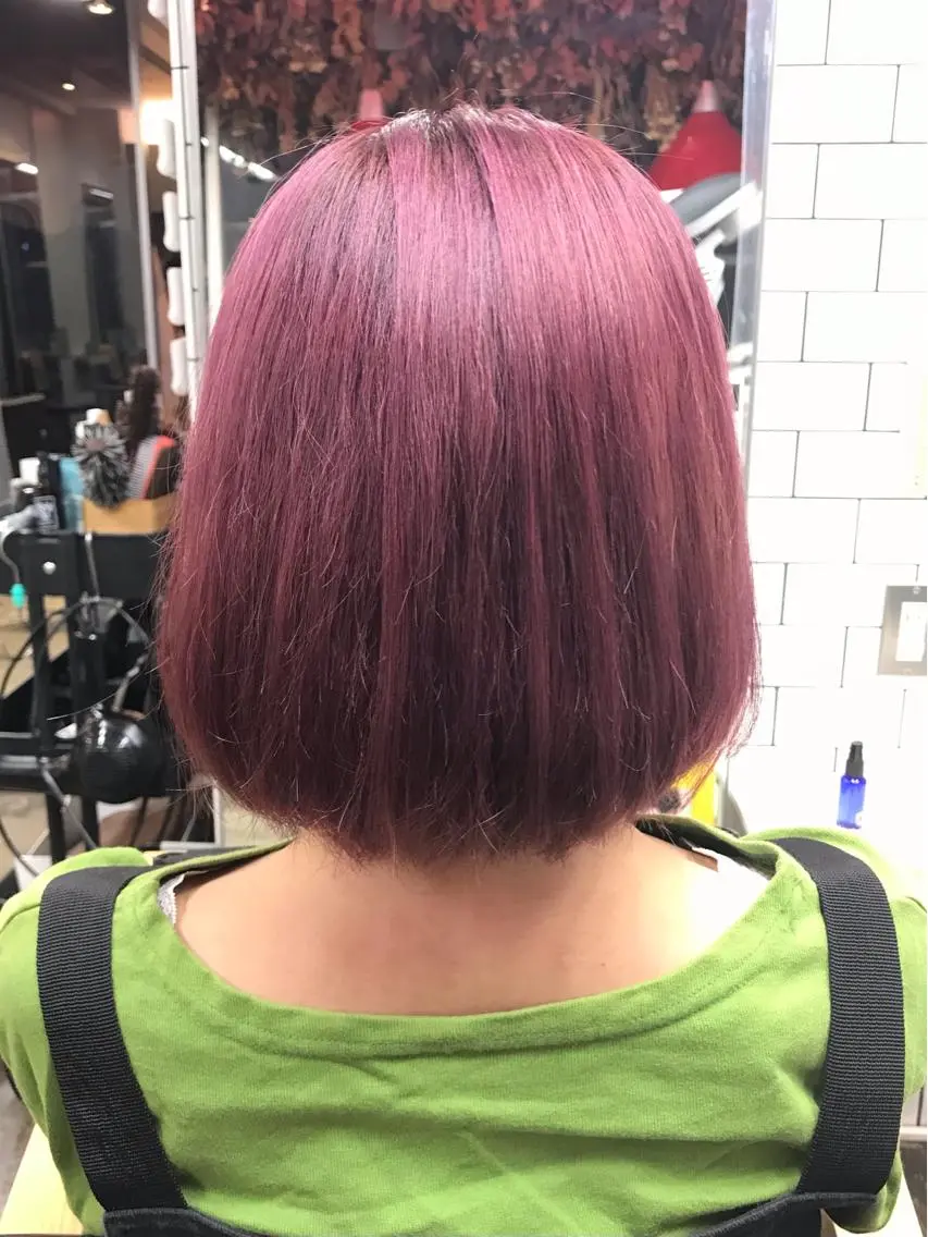 ミディアム カラー ブリーチ ピンクカラー ハイトーン 🌷ハルミ🌷のヘアスタイル