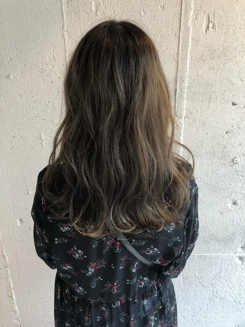ロング アッシュ カット トリートメント フジサキ ケンのヘアスタイル