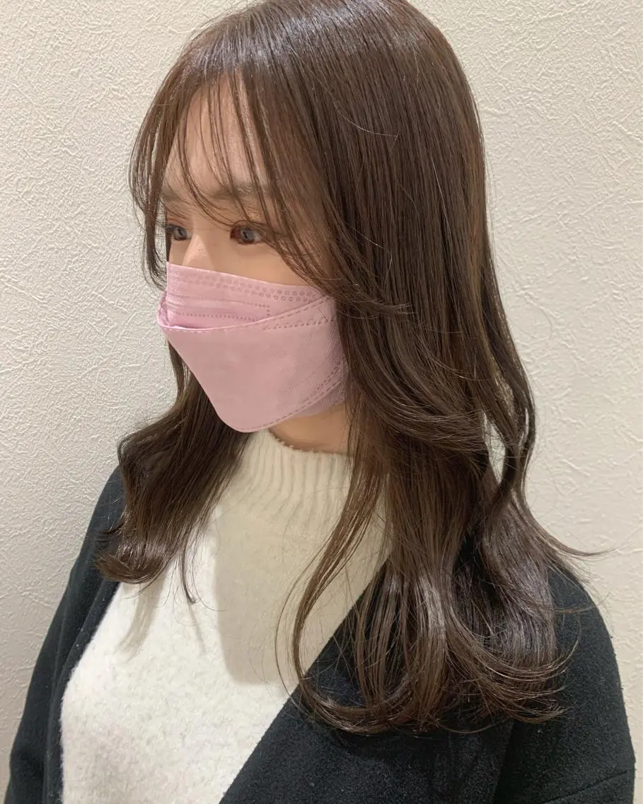 ロング カラー ベージュカラー hubhair レイヤー/透明感のヘアスタイル