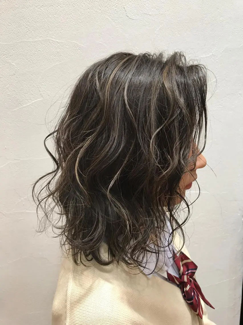 ミディアム カラー ハイライトカラー ハイライト メンズカット特化柏駅 徒歩3分LOUのヘアスタイル