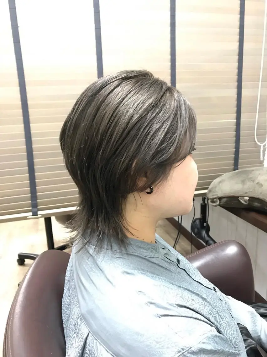 ミディアム カラー 佐々木 浩之のヘアスタイル