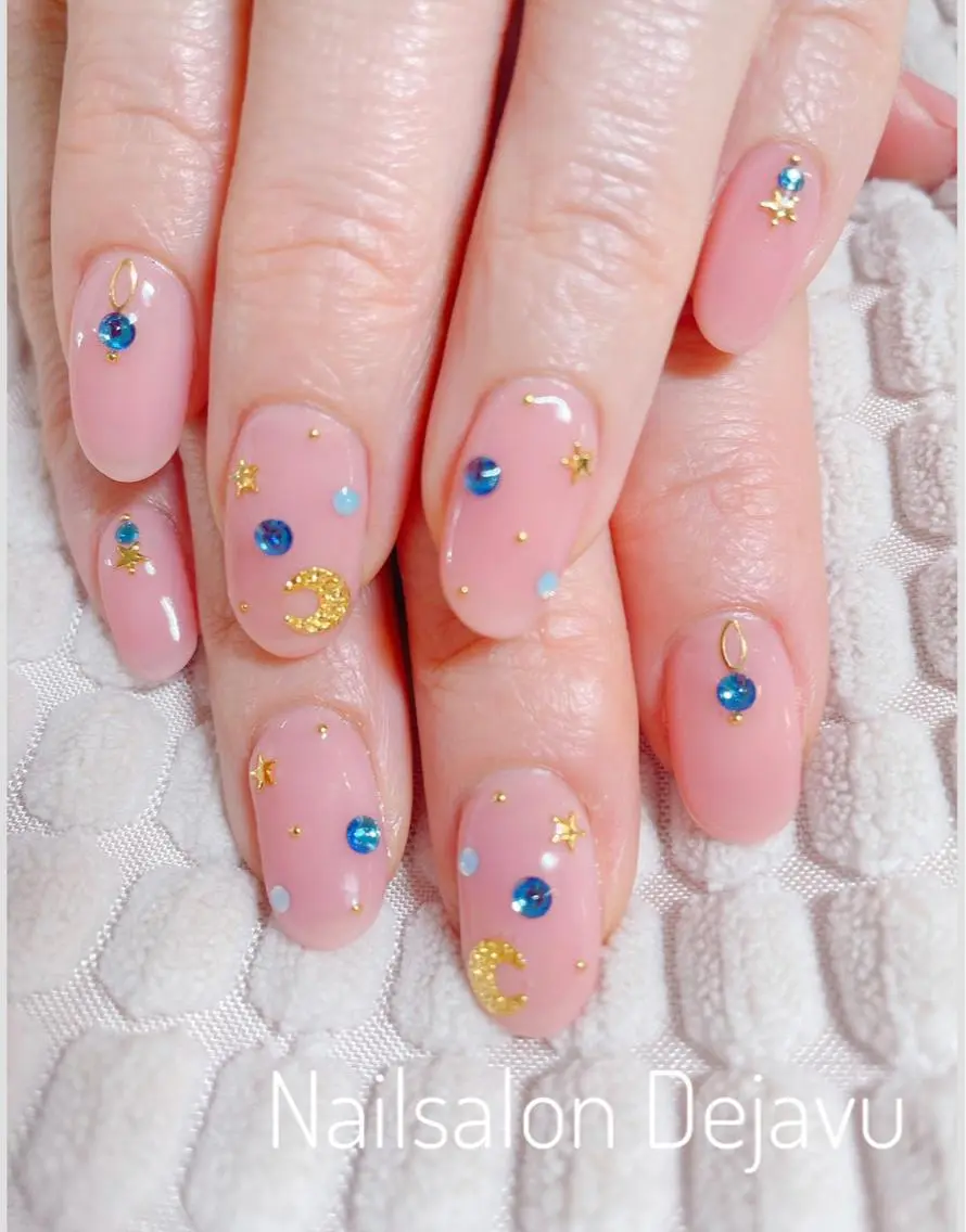 ネイル アートネイル Nail salon Dejavu 🌿のネイルデザイン
