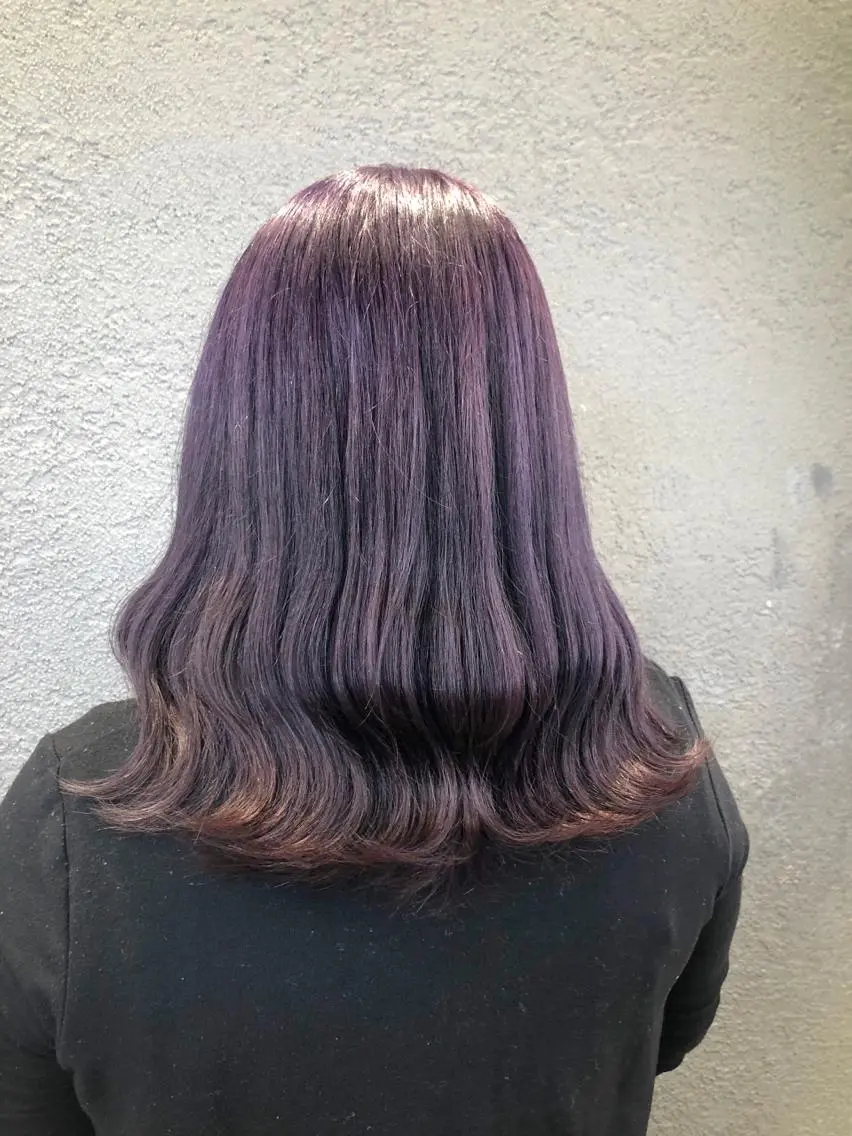 ミディアム カラー ブルーカラー ブルーラベンダー ラベンダーカラー 村上 佳織のヘアスタイル