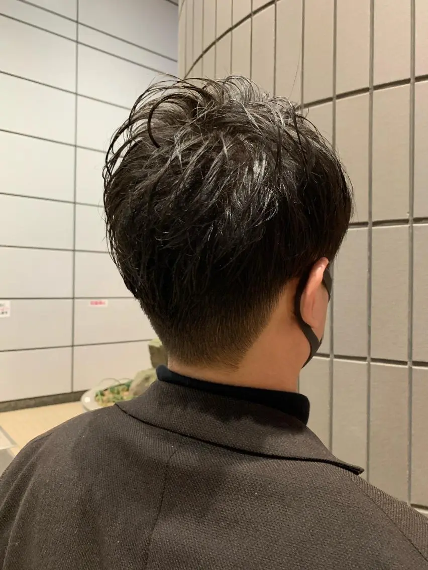 ショート パーマ メンズ メンズパーマ ショートヘア ❣️モードケイズ塚口 和田一将のヘアスタイル