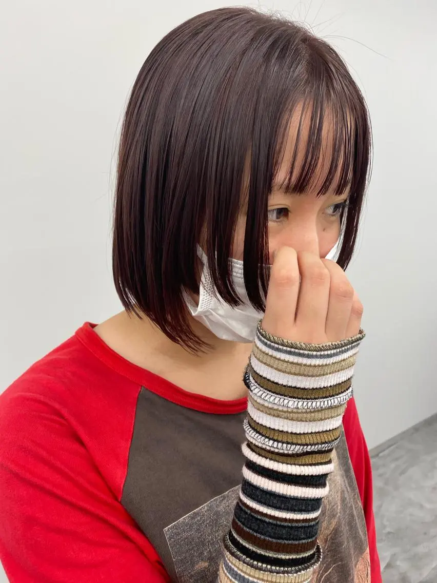 ショート カラー 姫カット 寒河江 友花のヘアスタイル