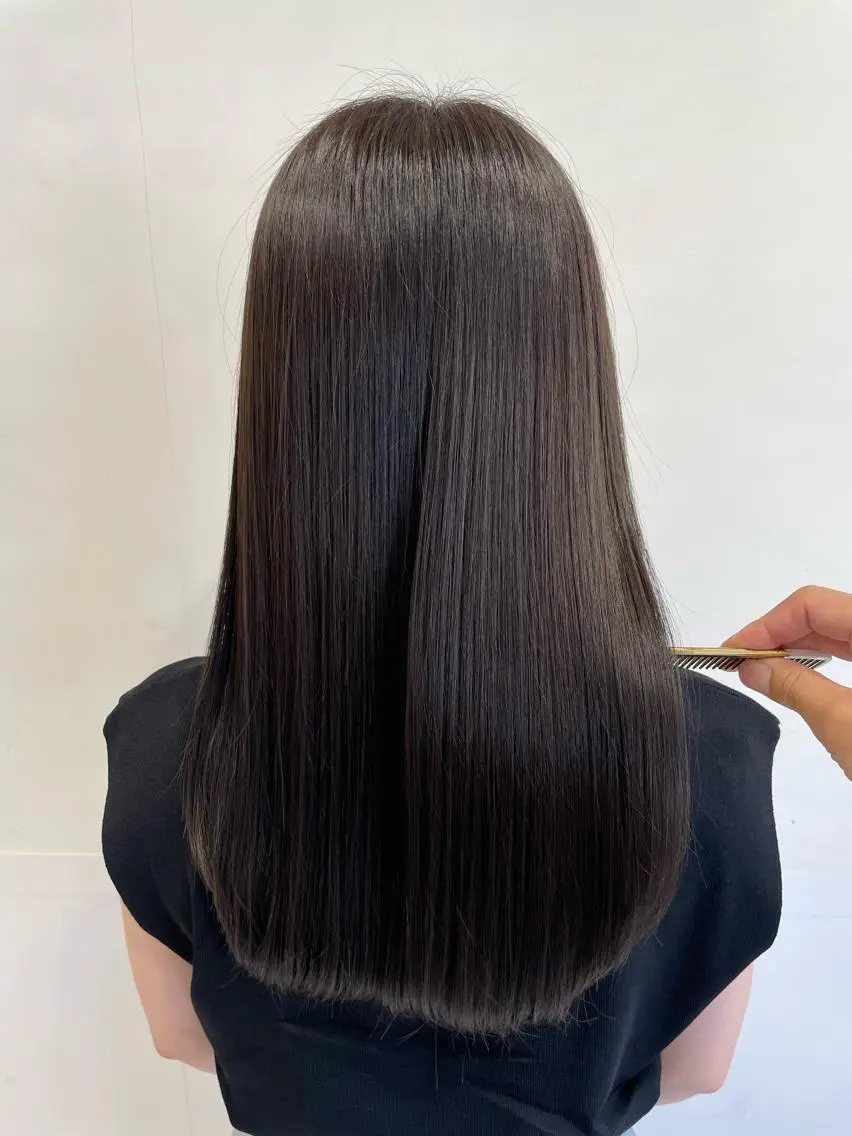 セミロング カラー ヘアアレンジ ベージュカラー ブリーチ ブルーカラー ブラウンカラー ブルージュ ヘアカラー トリートメント ヘアセット 髪質改善カラー🦋 田村のヘアスタイル