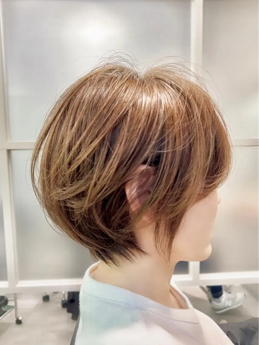ミディアム 髪質改善 韓国風ヘア カット ヘアカラー newi ナカノのヘアスタイル