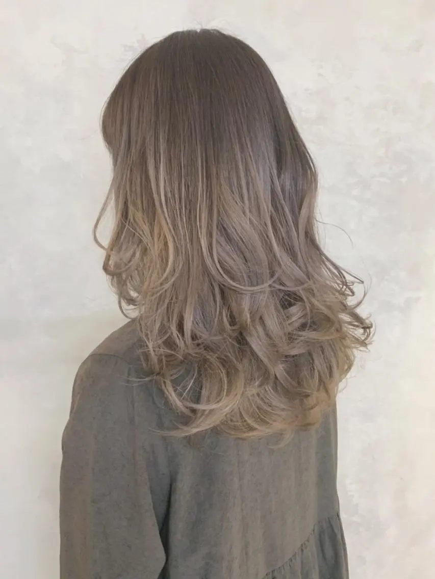 ミディアム カラー パーマ ヘアアレンジ ベージュカラー ITbyALBUM 中野店のヘアスタイル