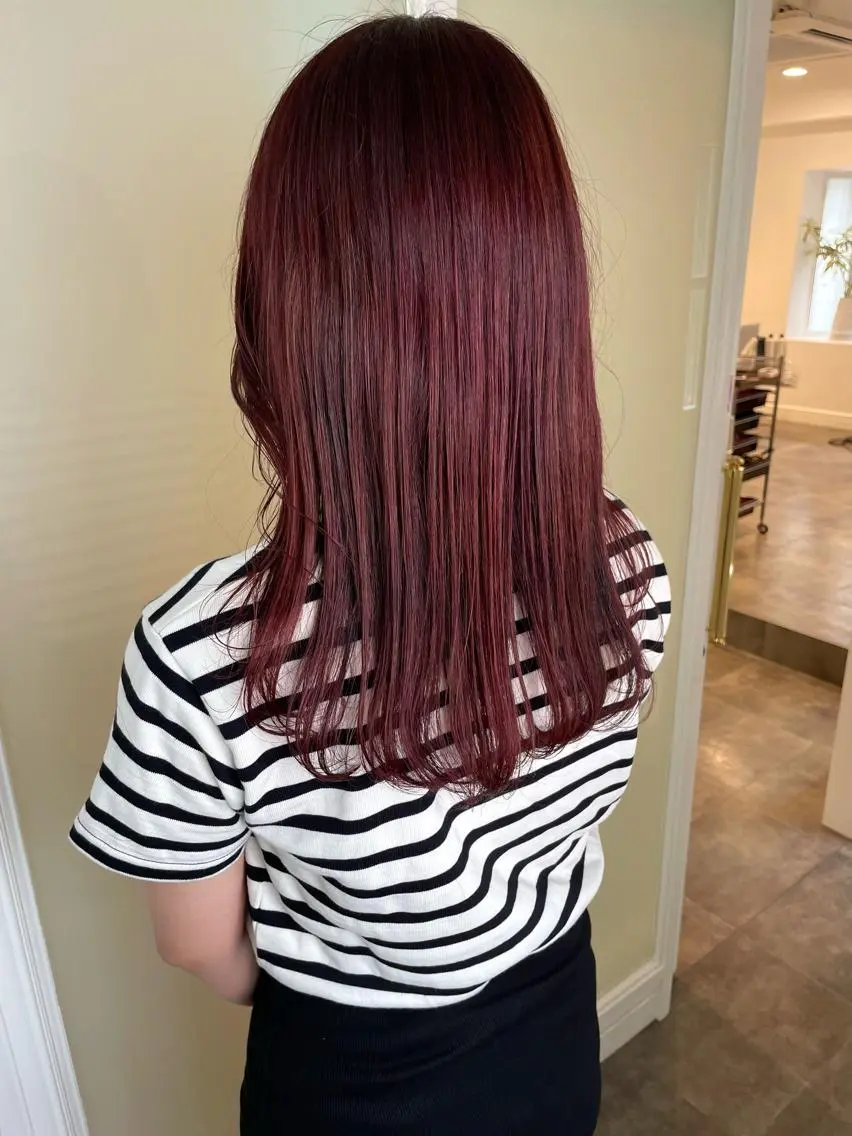 ミディアム カラー ブリーチ ブリーチなしカラー ピンクカラー . AYUKAのヘアスタイル
