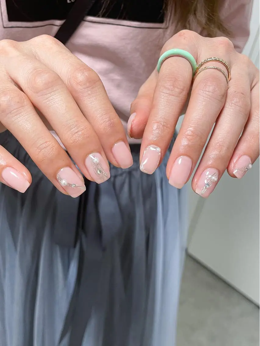 ネイル アートネイル シンプルネイル atelier elsol.のネイルデザイン