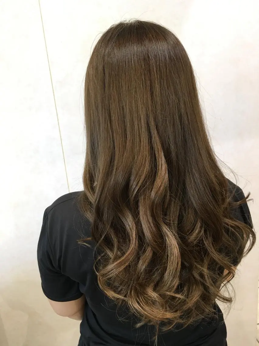 ロング カラー ベージュカラー TAKA 【髪質改善】のヘアスタイル