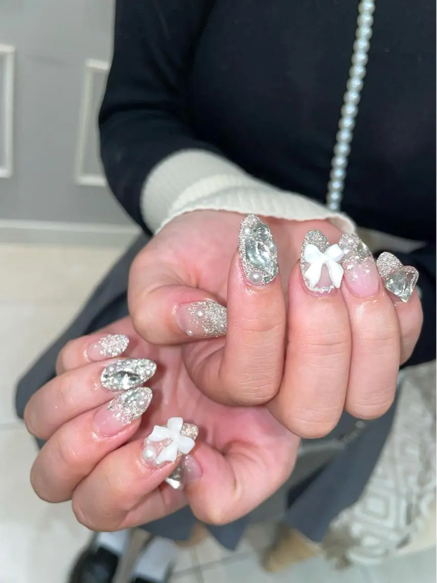 ネイル ハンドネイル 細矢 咲花のネイルデザイン