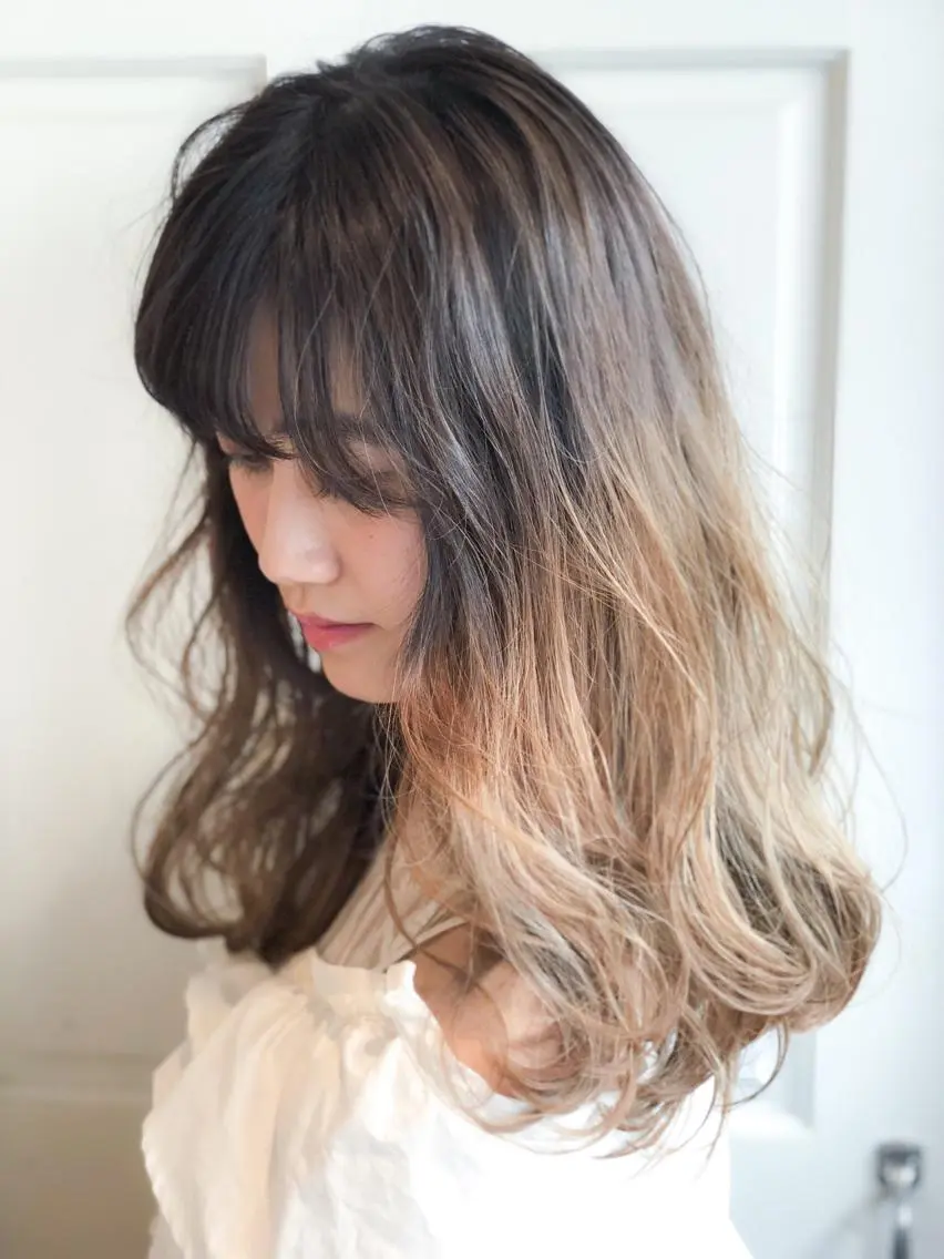 セミロング カラー バレイヤージュ グラデーションカラー レイヤーカット ヘアカラー トリートメント 🧡ショートの達人 🧡SHOのヘアスタイル