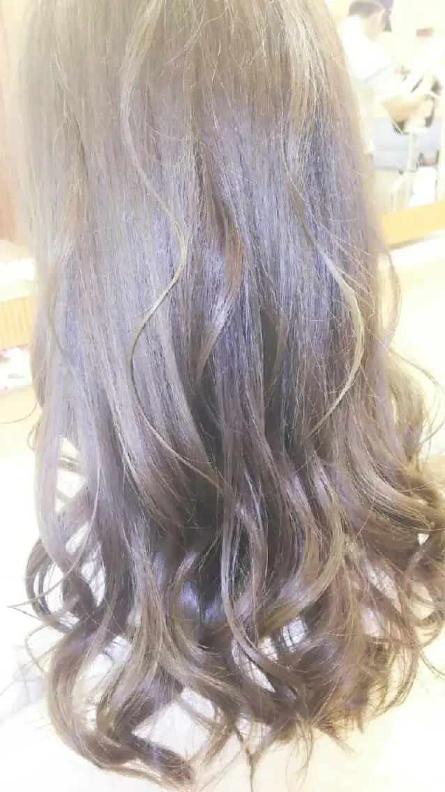 ロング カラー グレージュ 脇田 雄大のヘアスタイル